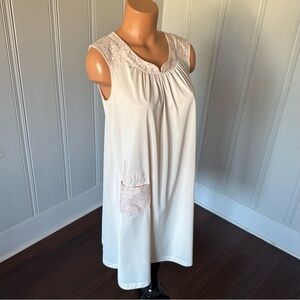 Vintage Shadowline Light Pink Lace Pocket Sleeveless Nightgown Sz S